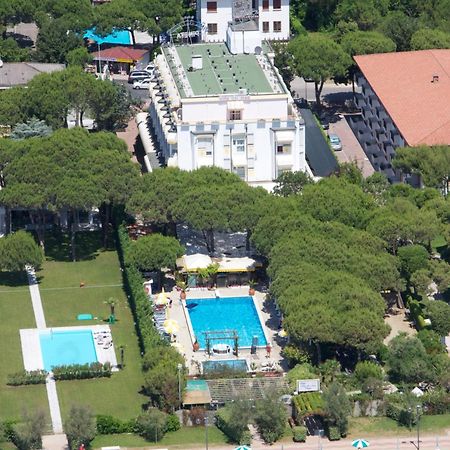 Hotel Vina Del Mar Pineta Lido di Jesolo Exterior photo
