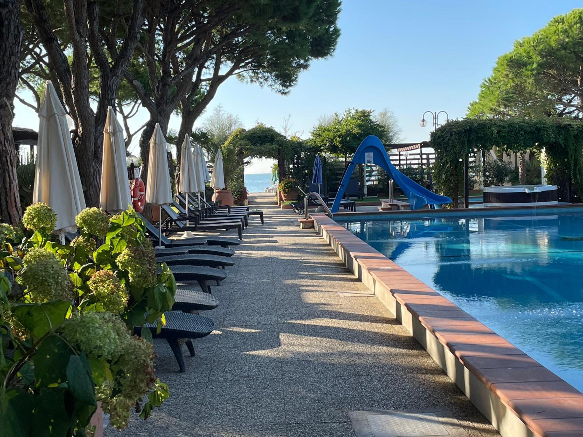 Hotel Vina Del Mar Pineta Lido di Jesolo Exterior photo